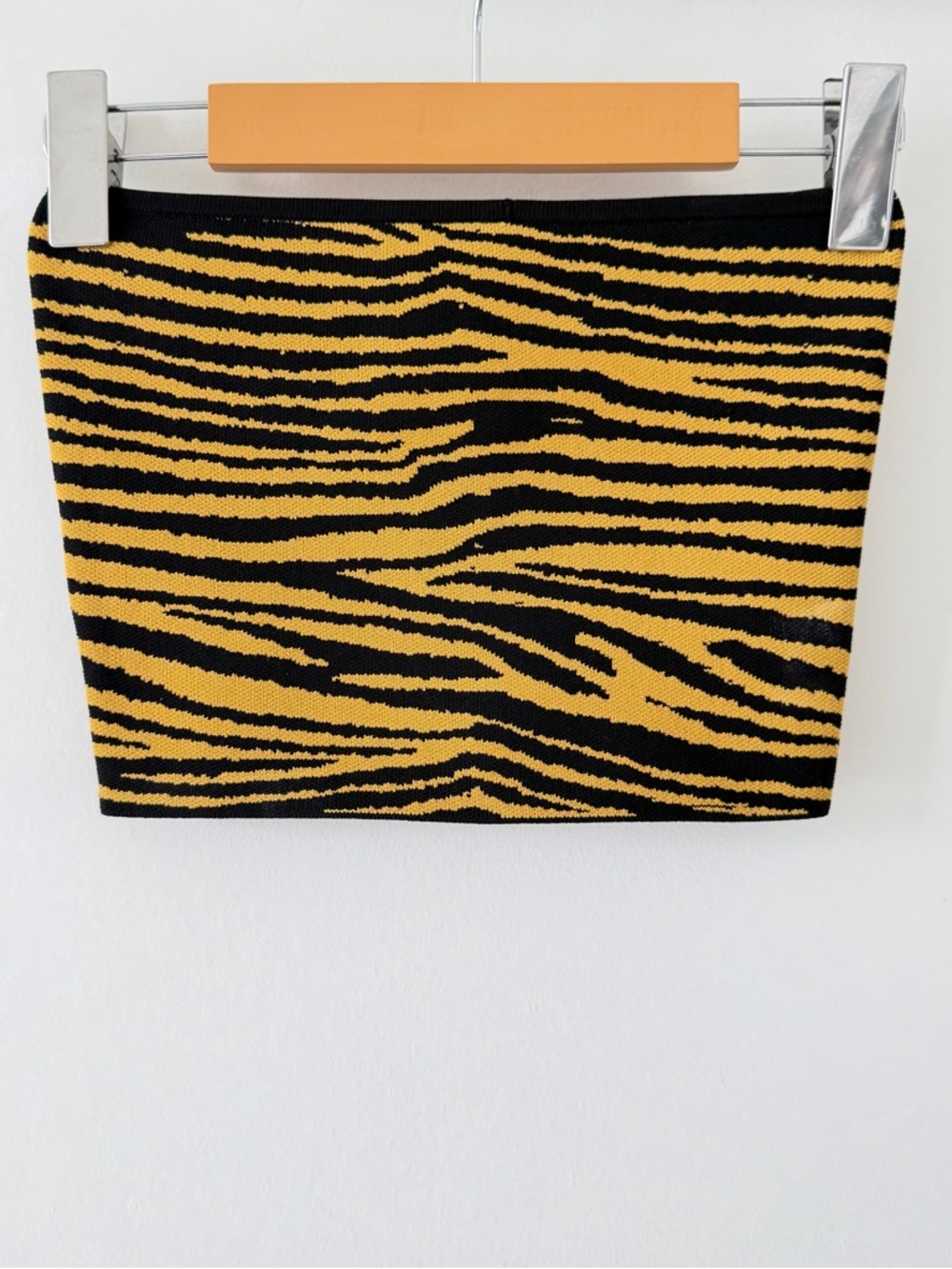 Aritzia Babaton Essamba Tube Top Strapless Bandeau Zebra Knit XS Y2K - Picture 2 of 9
